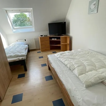 Doppelhaushaelfte In Perfekter Lage Fuer Fahrradtouren - Haus Perrich Wesel  Exterior foto