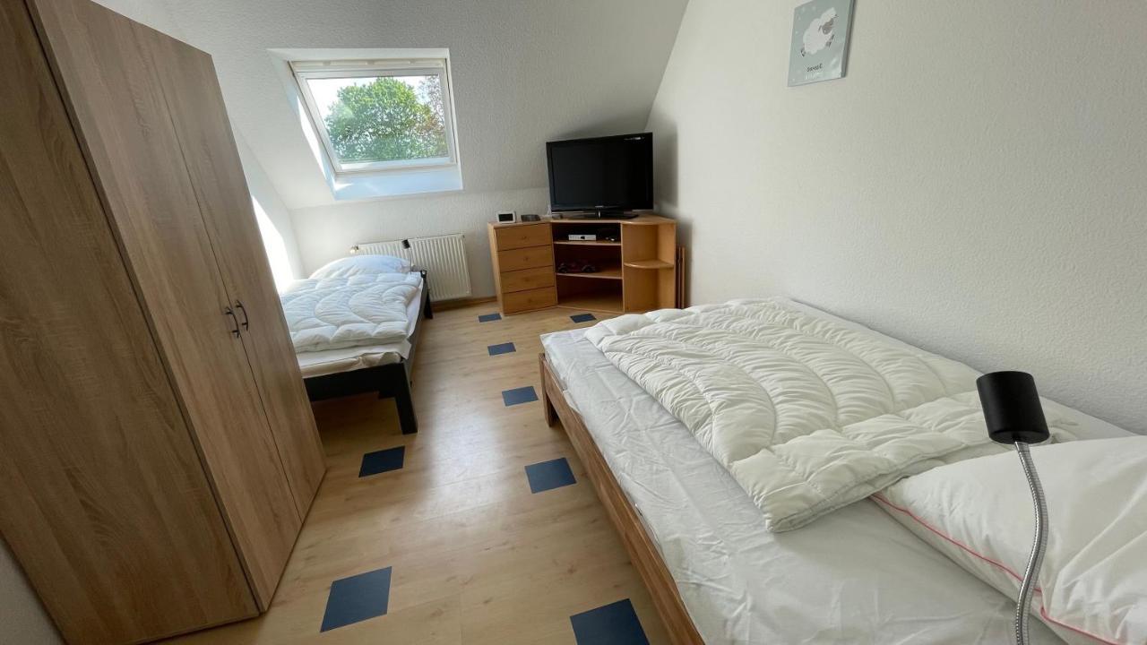 Doppelhaushaelfte In Perfekter Lage Fuer Fahrradtouren - Haus Perrich Wesel (North Rhine-Westphalia)