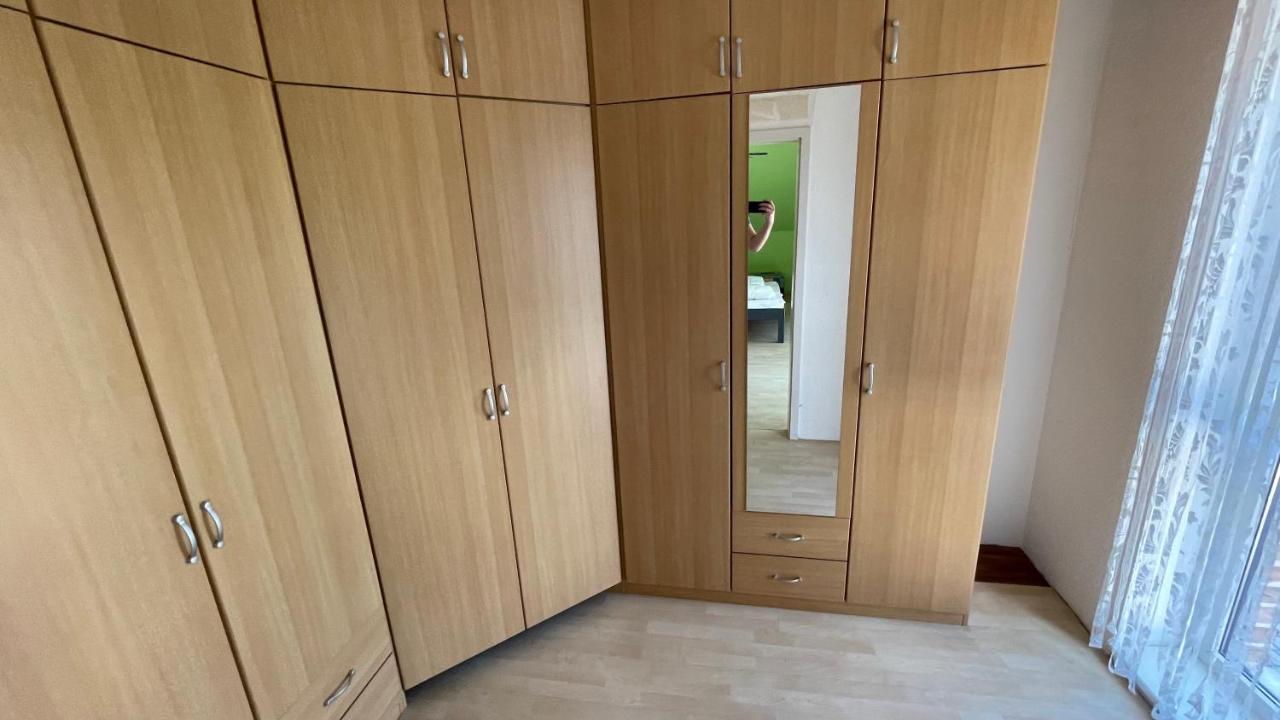 Doppelhaushaelfte In Perfekter Lage Fuer Fahrradtouren - Haus Perrich * Wesel (North Rhine-Westphalia)